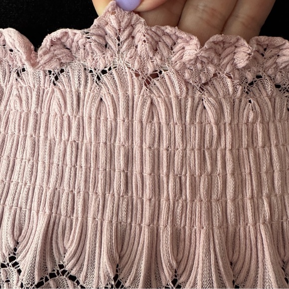 Pink Off-Shoulder Blouse size medium textured fabric with details in design - Picture 6 of 11